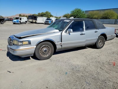 1LNLM81W8SY****** 1995 Lincoln Town Car