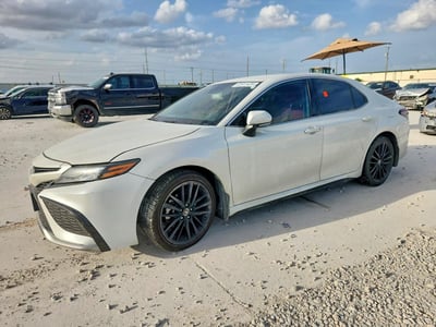 4T1K61AK1MU****** 2021 Toyota Camry