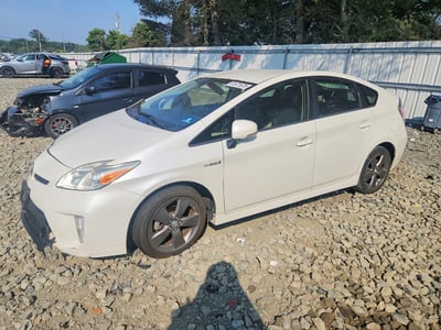 JTDKN3DU3F0****** 2015 Toyota Prius