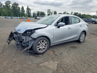 3MYDLBYV2JY****** 2018 Toyota Yaris