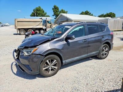 2T3RFREV4JW****** 2018 Toyota RAV4