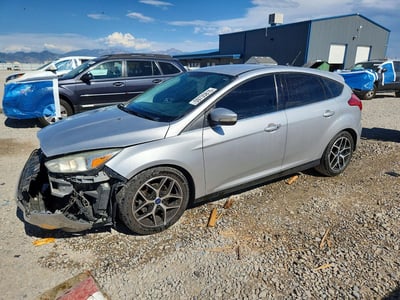 1FADP3N21FL****** 2015 Ford Focus