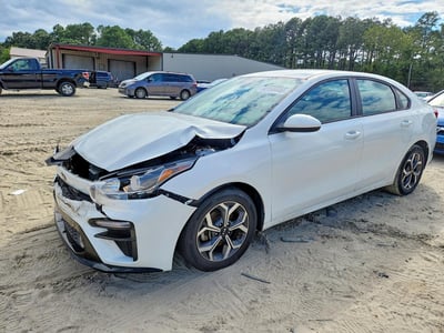 3KPF24AD6LE****** 2020 Kia Forte
