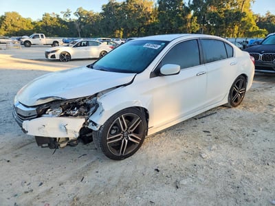1HGCR2F52GA****** 2016 Honda Accord