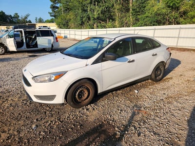 1FADP3E22JL****** 2018 Ford Focus