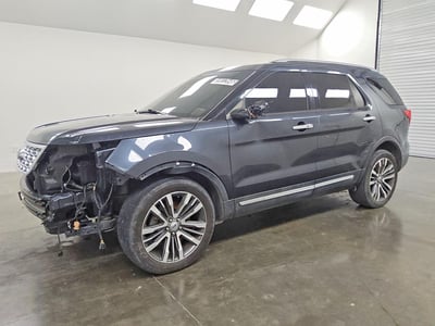 1FM5K8HT4HG****** 2017 Ford Explorer