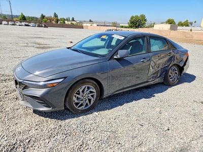 KMHLM4DJ4SU****** 2025 Hyundai Elantra