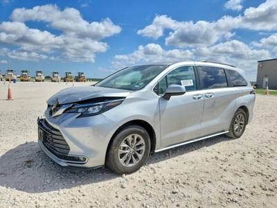 5TDYRKECXRS****** 2024 Toyota Sienna