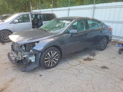 4S3BNAF69J3****** Salvamento y Destrozados 2018 Subaru Legacy en Atlanta West