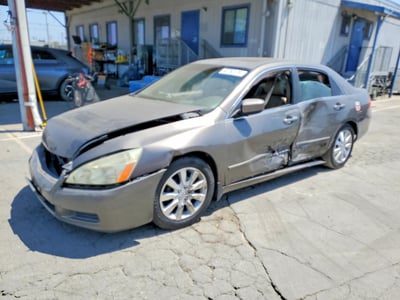 1HGCM66886A****** 2006 Honda Accord