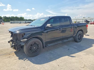 1N6AA1E65JN****** 2018 Nissan Titan