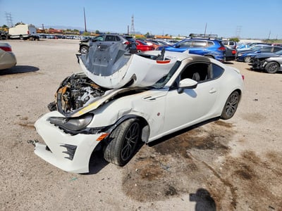 JF1ZNAA10H8****** 2017 Toyota 86