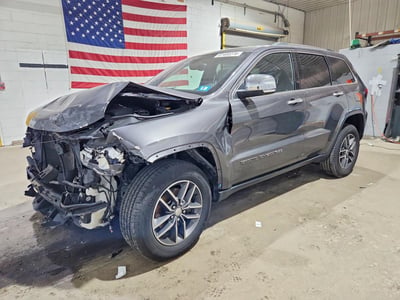 1C4RJFBG5HC****** 2017 Jeep Grand Cherokee