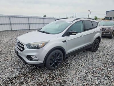 1FMCU9JD2HU****** 2017 Ford Escape