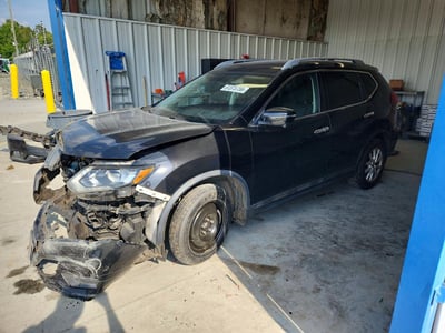 5N1AT2MT9JC****** 2018 Nissan Rogue