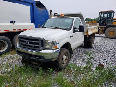 1FDWF37SX2E****** 2002 Ford F-350