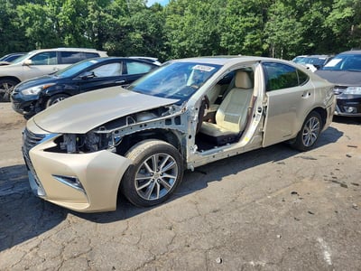 2016 Lexus ES