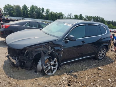 5UXCR6C57KL****** 2019 BMW X5