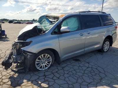5TDYK3DC4FS****** 2015 Toyota Sienna