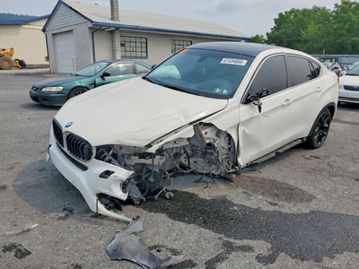 5UXKU2C56G0****** 2016 BMW X6