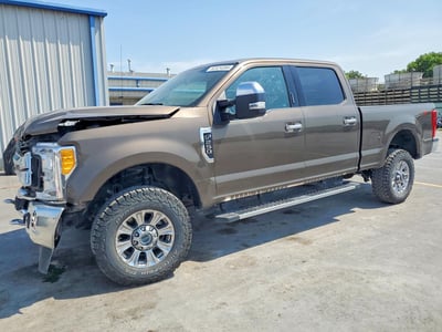1FT7W2B60HE****** 2017 Ford F-250