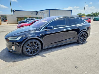 5YJXCBE23JF****** 2018 Tesla Model X
