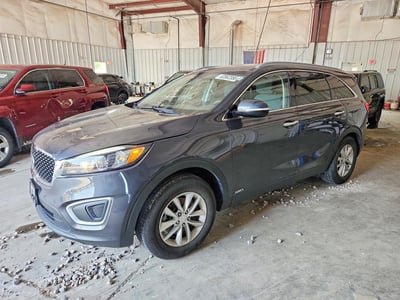 5XYPGDA32GG****** 2016 Kia Sorento