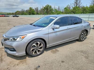 1HGCR2F79HA****** 2017 Honda Accord