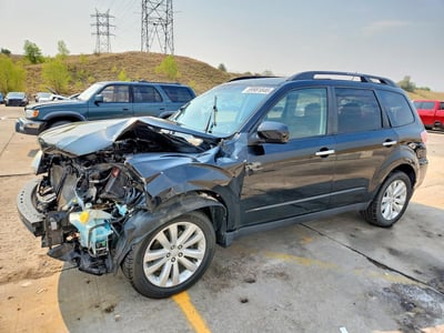 JF2SHADC6DG****** 2013 Subaru Forester