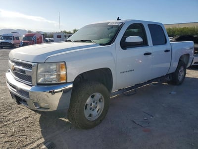 1GCPKSE76CF****** 2012 Chevrolet Silverado 1500