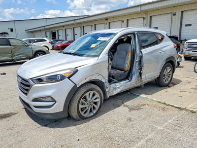 KM8J33A4XGU****** 2016 Hyundai Tucson