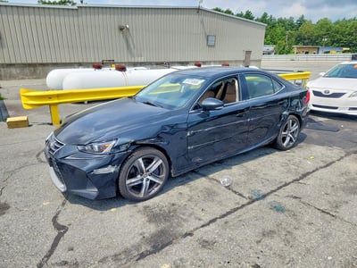 JTHC81D20J5****** 2018 Lexus IS