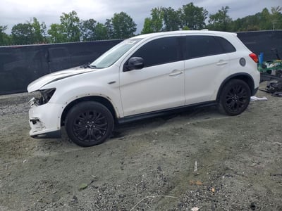 JA4AP3AUXJZ****** 2018 Mitsubishi Outlander