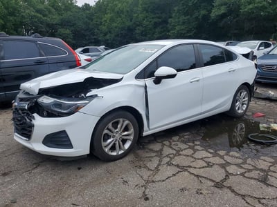 1G1BE5SM2K7****** 2019 Chevrolet Cruze