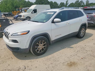 1C4PJMCB7GW****** 2016 Jeep Cherokee