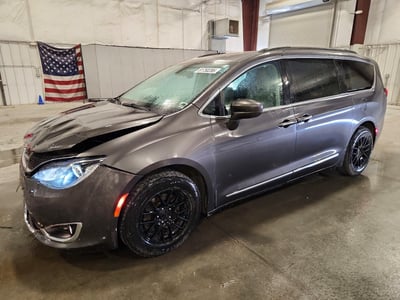2C4RC1BG5HR****** 2017 Chrysler Pacifica