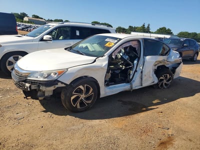 1HGCR2F34HA****** 2017 Honda Accord