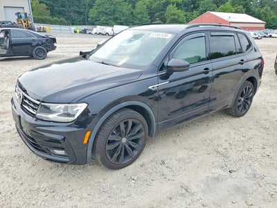 3VV2B7AX7LM****** 2020 Volkswagen Tiguan