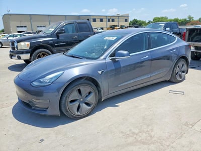 5YJ3E1EA3JF****** 2018 Tesla Model 3