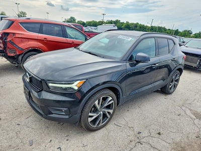 YV4162UM6K2****** 2019 Volvo XC40