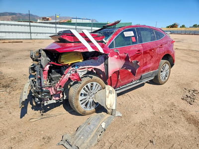 JTEAAAAH6NJ****** 2022 Toyota Venza Hybrid