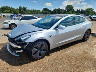 5YJ3E1EBXJF****** 2018 Tesla Model 3