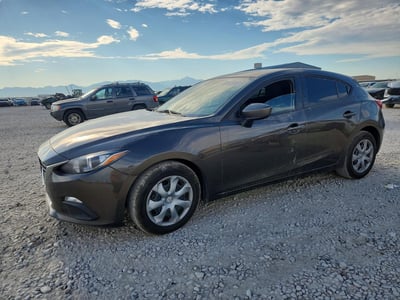 JM1BM1K79F1****** 2015 Mazda 3