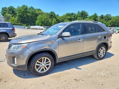5XYKTCA69FG****** 2015 Kia Sorento
