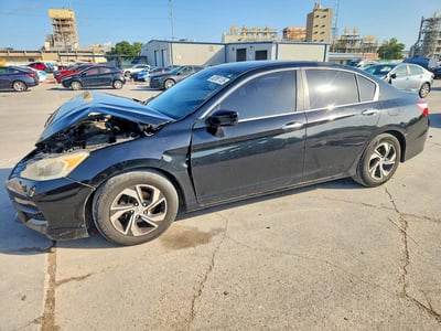 1HGCR2F49GA****** 2016 Honda Accord