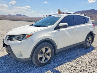 JTMRFREV0FJ****** 2015 Toyota RAV4