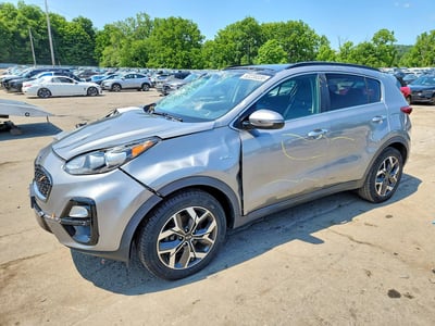 KNDPNCAC1L7****** 2020 Kia Sportage
