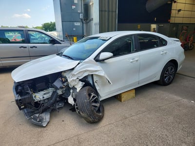 3KPF24AD0RE****** 2024 Kia Forte