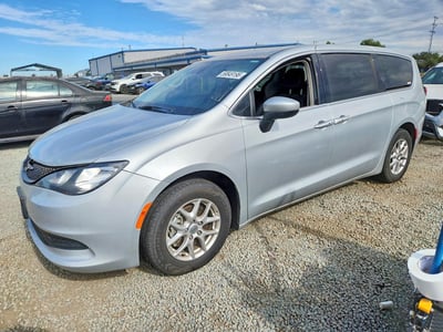 2C4RC1CG6PR****** 2023 Chrysler Voyager