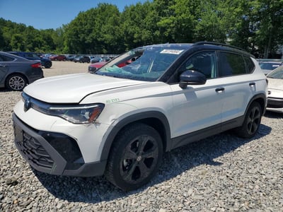 2025 Volkswagen Taos